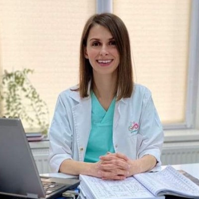 Dr. Iulia Cutean